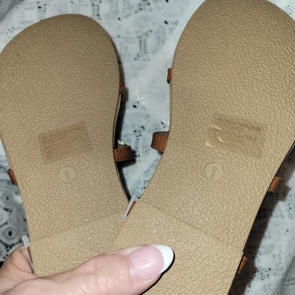 BCBG Girls Brown Sandals with White Floral Accents. New In Box
